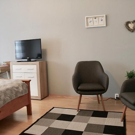 Szabadsag Apartman 페치 외부 사진