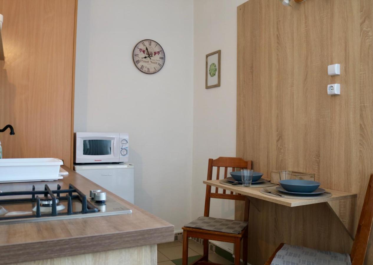 Szabadsag Apartman 페치 외부 사진