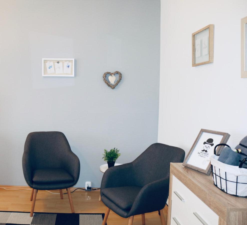 Szabadsag Apartman 페치 외부 사진